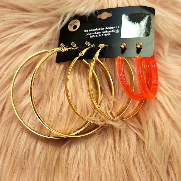 Brand New ASSORTED FASHION EARRINGS-3CT - Picture 3 of 4